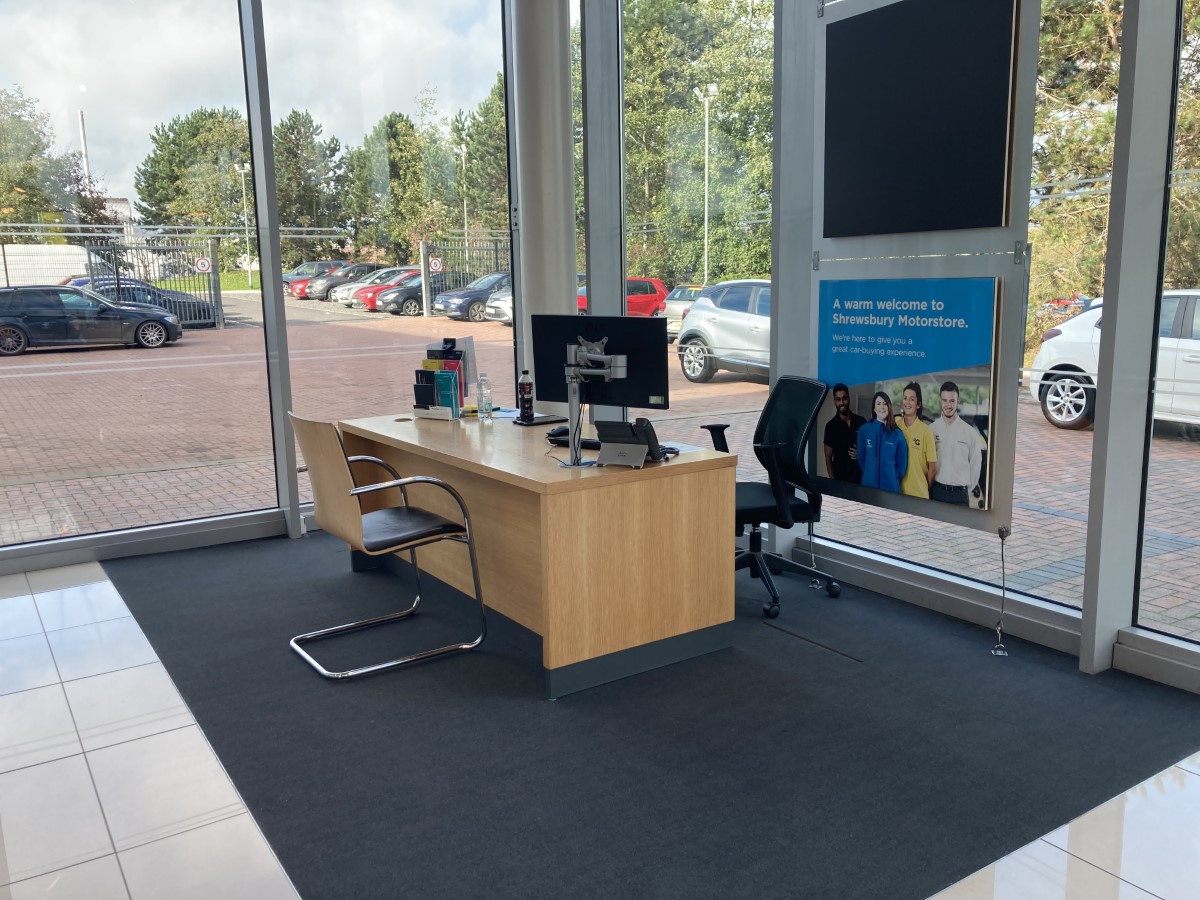 Arnold Clark Shrewsbury Motorstore | AccessAble