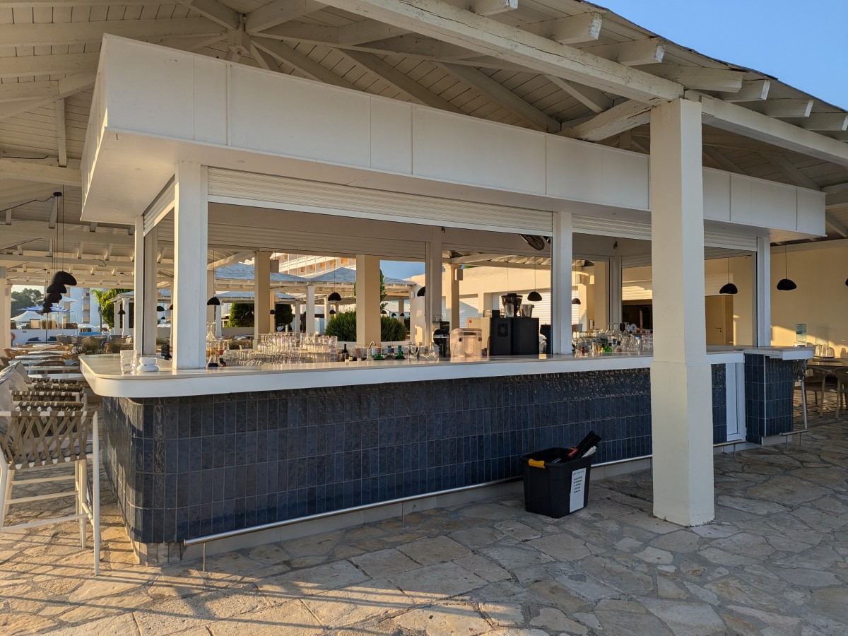 Kerkyra Blue Hotel and Spa Pavilion Pool Bar AccessAble