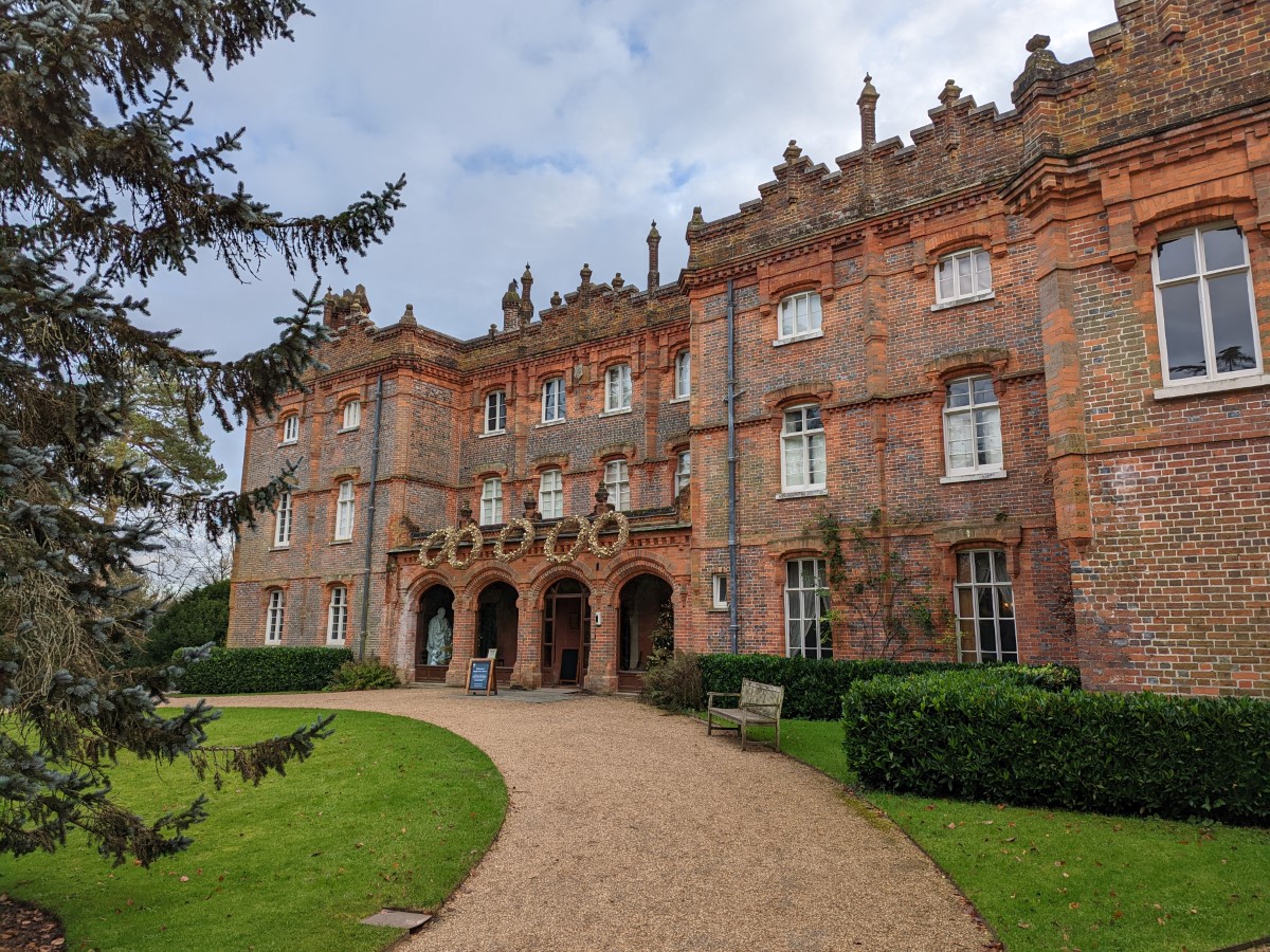 Hughenden - Manor | AccessAble