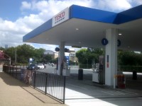 Tesco Surrey Quays Extra Petrol Station 