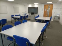 328 - Teaching/Seminar Room