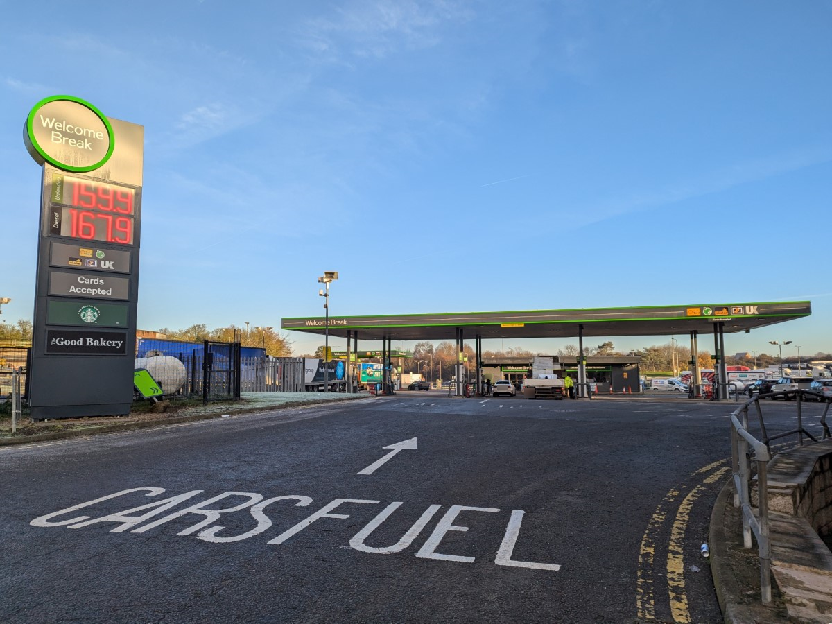 Welcome Break Petrol Station - M1 - Leicester Forest East Services