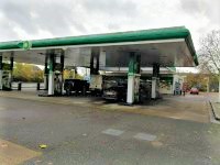 BP Petrol Station - M4 - Heston Services - Westbound - Moto