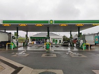 BP Petrol Station - M6 - Burton-In-Kendal Services - Northbound - Moto