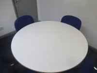 R216 - Meeting Room