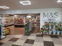 M&S Simply Food - M2 - Medway Services -  Moto 
