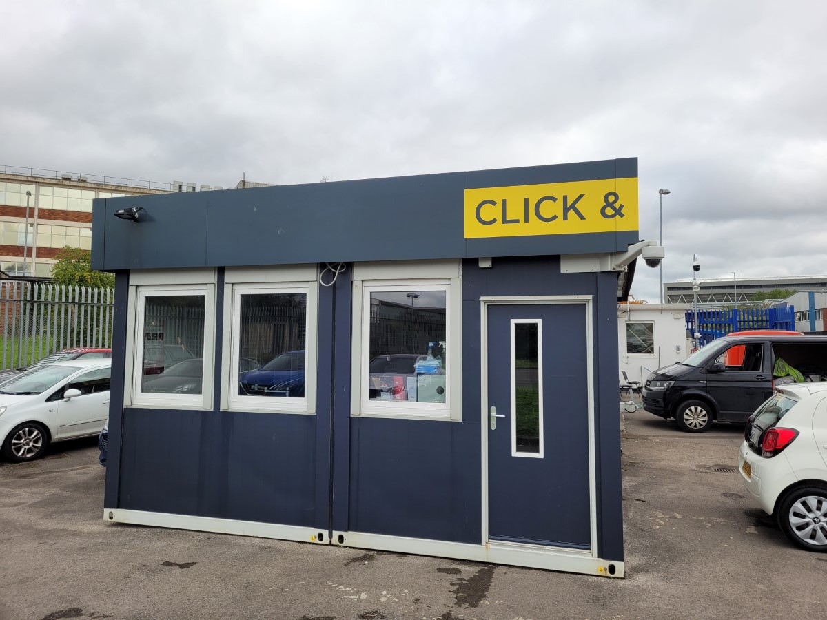 Arnold Clark Bristol Click & Collect | AccessAble