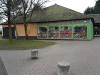 knowsley safari park gift shop