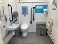 M6 - Knutsford Services - Northbound - Moto - Accessible Toilet (Right Transfer)