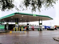 BP Petrol Station - M2 - Medway Services - Westbound - Moto 