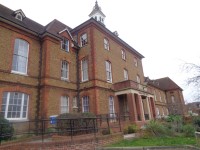 Farnham Road Hospital - Farnham Road Entrance