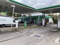 BP Petrol Station - M6 - Knutsford Services - Southbound - Moto