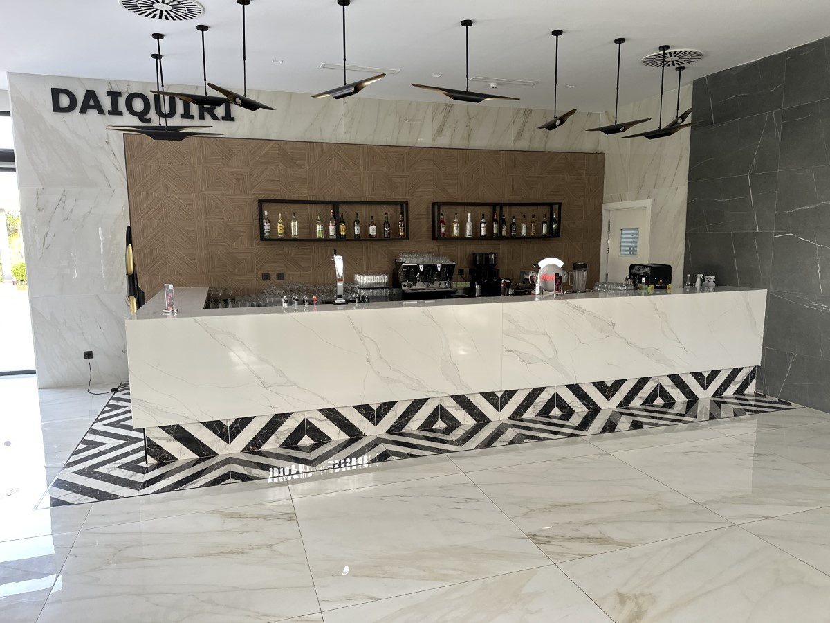 RIU Palace Santa Maria Daiquiri Lobby Bar AccessAble