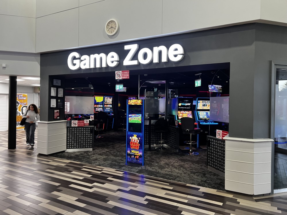 Game Zone - M25 - South Mimms Services - Welcome Break