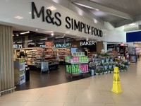 M&S Simply Food - M40 - Cherwell Valley Services - Moto