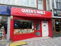 Queen's Nails