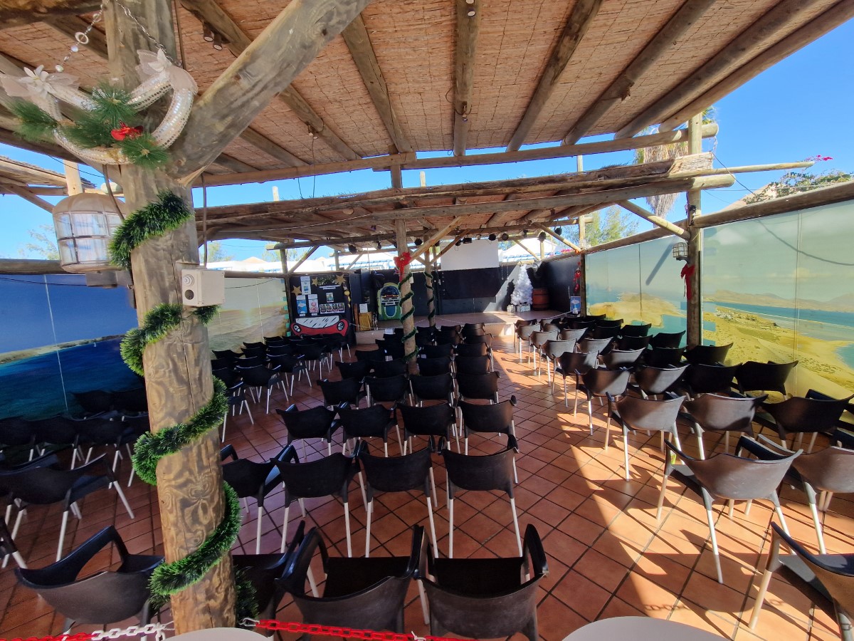 Paradise Island - Entertainment | AccessAble