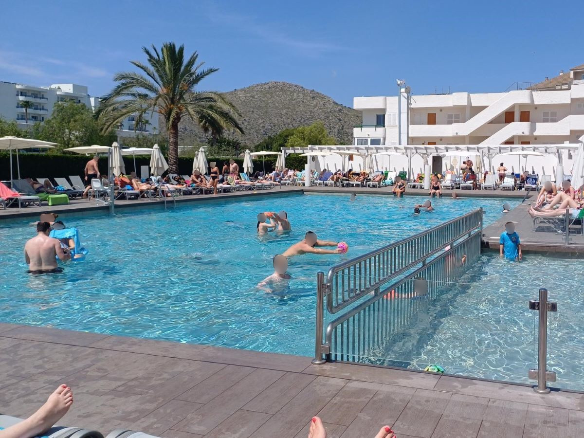 Hotel BQ Delfin Azul | AccessAble