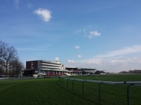 Getting around the Racecourse