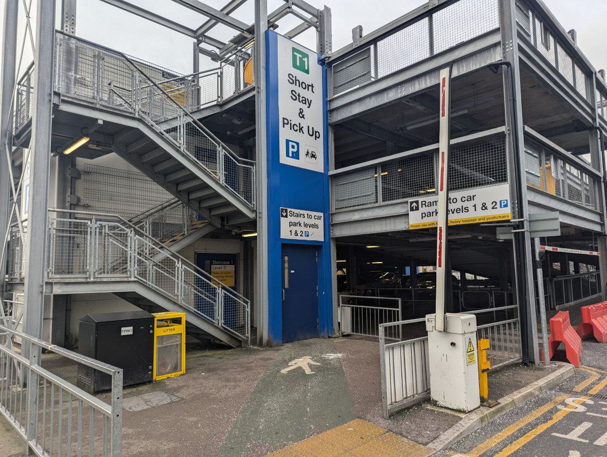 Mid Stay Manchester Airport Car Park www.accessable.co.uk